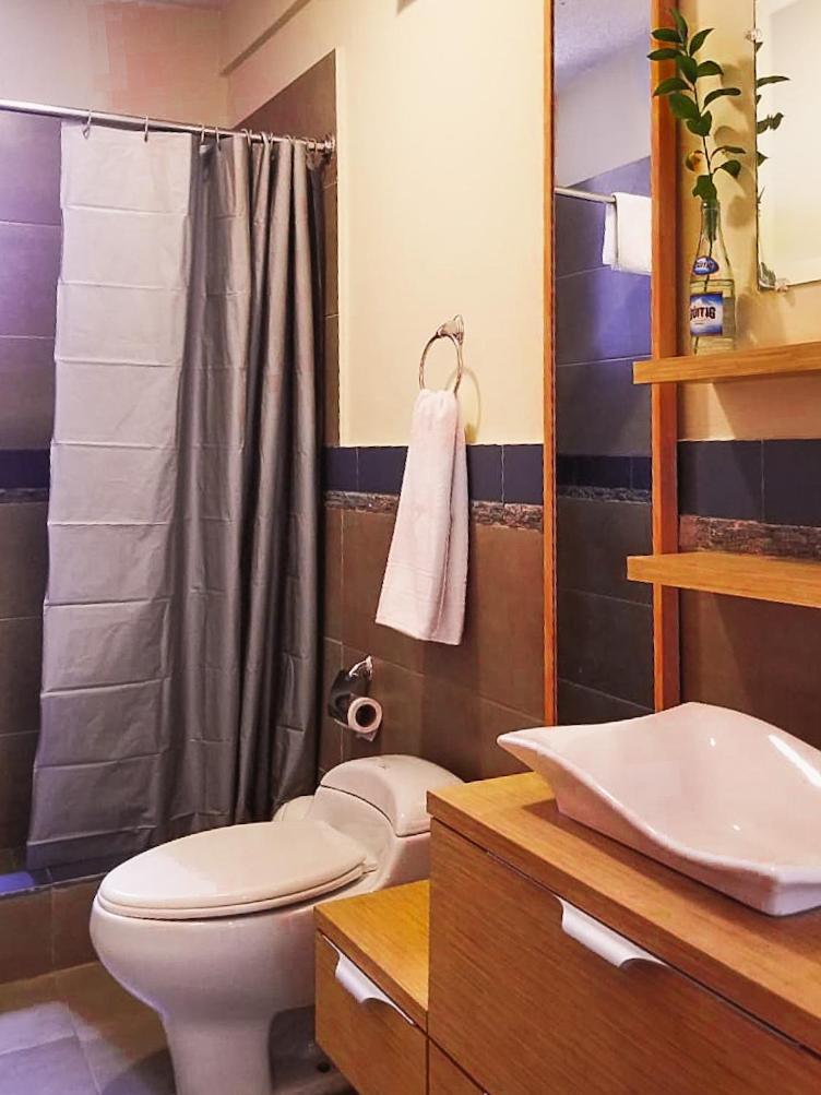 קיטו Casa Lunaloma - Boutique Apartments חדר תמונה