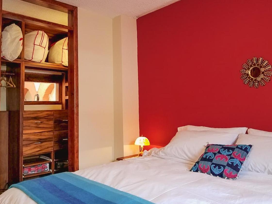 קיטו Casa Lunaloma - Boutique Apartments חדר תמונה